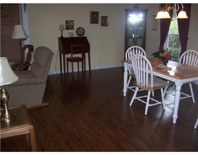 518 Holiday Cir, Pineville, LA 71360 - photo 3