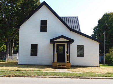 311 N Mishawaka St, Akron, IN 46910 - photo 5