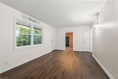 372 S Cherry St unit B, Kernersville, NC 27284 - photo 7