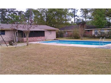 Backyard. HUGE BACKYARD