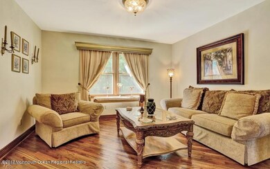 6 Jamestown pix7.pdf