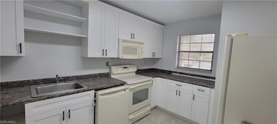 5233 Treetops Dr unit 102, Naples, FL 34113 - photo 3