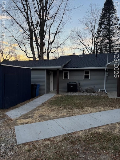 7889 Chilson Rd, Pinckney, MI 48169 - photo 4