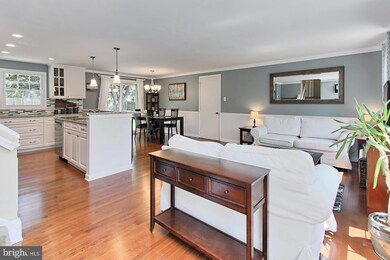 2610 Armada St, Herndon, VA 20171 - photo 4