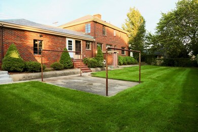 351 Lowell St, Wakefield, MA 01880 - photo 4