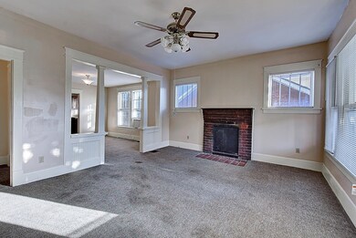 107 E Maple St, Johnson City, TN 37601 - photo 7