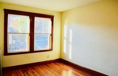 36 Seymour St unit 3, Roslindale, MA 02131 - photo 4