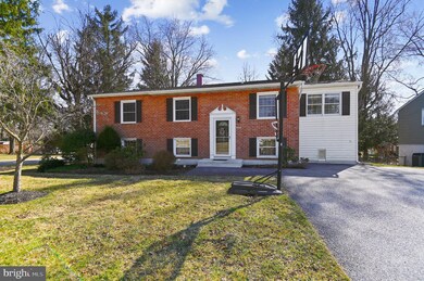 229 Bond Ave, Reisterstown, MD 21136 - photo 2