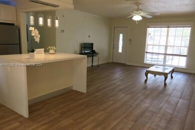 4250 SW 74th Ave, Davie, FL 33314 - photo 4