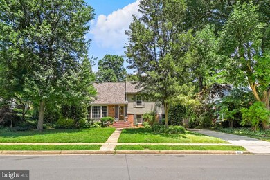 910 Croton Dr, Alexandria, VA 22308 - photo 2