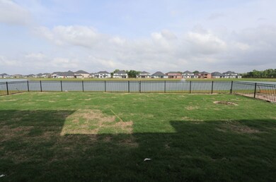 1863 Lake Crest Ln, Friendswood, TX 77546 - photo 7