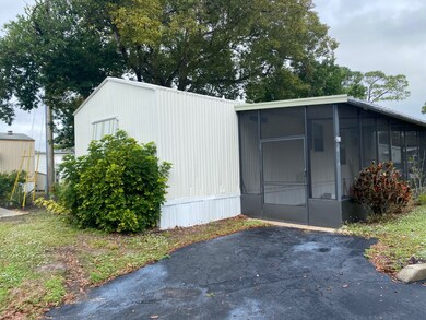 2135 Mayfair Way unit 26, Titusville, FL 32796 - photo 6