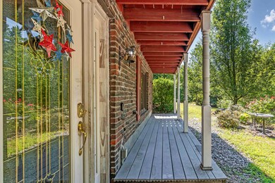 204 Colby Rd, Danville, NH 03819 - photo 4