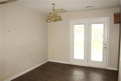 115 Stonefield Cir, Shelbyville, TN 37160 - photo 4