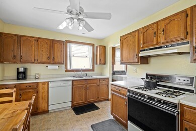 6-8 Osborne Rd, Arlington, MA 02474 - photo 6