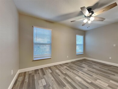 unlisted-address, Tampa, FL 33610 - photo 6