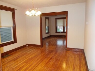 908 Chestnut St, Emmaus, PA 18049 - photo 5