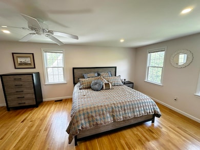 Primary-Bedroom-2a