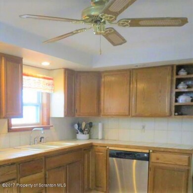 919 Ridge Ave, Scranton, PA 18510 - photo 7