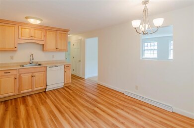 73 Tallant Rd, Pelham, NH 03076 - photo 4