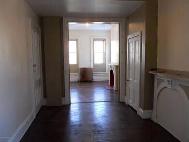 715 Monroe St unit 1, Stroudsburg, PA 18360 - photo 6