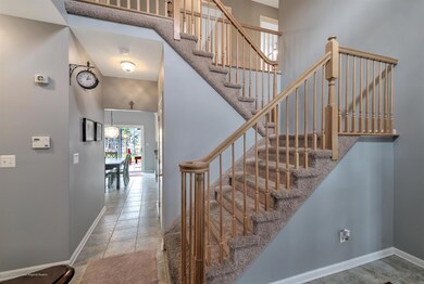 05-FOYER