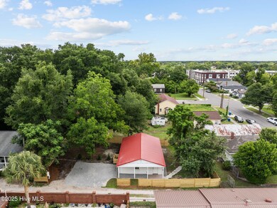 1015 Shaws Aly, Wilmington, NC 28401 - photo 4