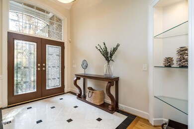 003-1280x960-entry-foyer