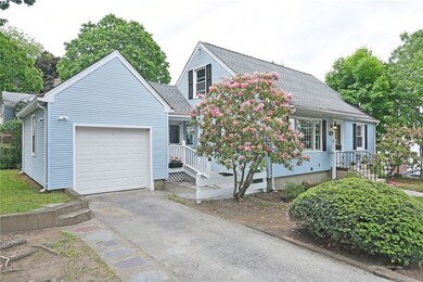 11 Bellevue Dr, Cranston, RI 02920 - photo 4