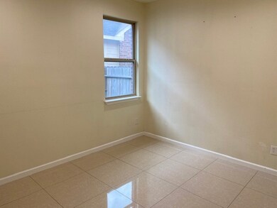 12646 Redbud Villa Ln, Houston, TX 77086 - photo 5