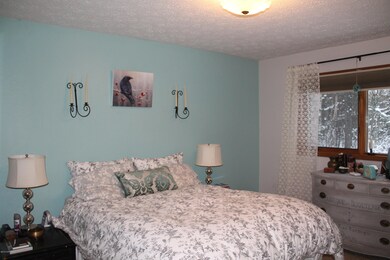 Master Bedrooom