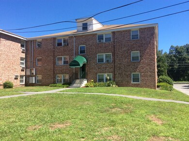 134 Tyngsboro Rd unit 10, North Chelmsford, MA 01863 - photo 3