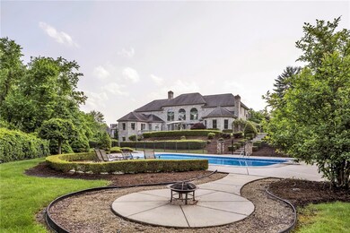 7023 Fair Oaks Dr, Export, PA 15632 - photo 2