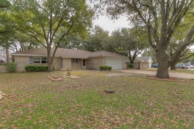 1117 Willowcreek Rd, Cleburne, TX 76033 - photo 2