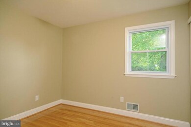 3126 Thornfield Rd, Gwynn Oak, MD 21207 - photo 4