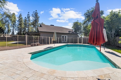 1645 N Saguaro St-46