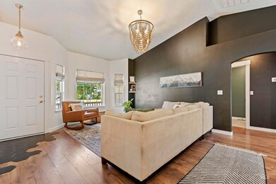 836 S Chestnut St, Nampa, ID 83686 - photo 5