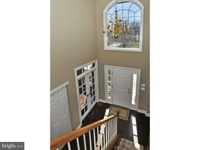 7033 Redcoat Dr, Flourtown, PA 19031 - photo 3