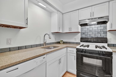 10 Nicole Cir unit 12, Ossining, NY 10562 - photo 5