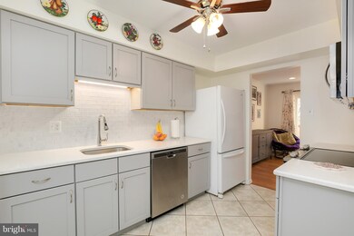 17518 Gallagher Way, Olney, MD 20832 - photo 7