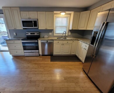 9 Pleasant View Dr, Hooksett, NH 03106 - photo 3