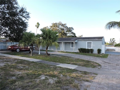 551 E 39th St unit 1, Hialeah, FL 33013 - photo 6