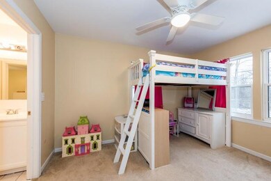 1521 N Mcaree Rd, Waukegan, IL 60085 - photo 6