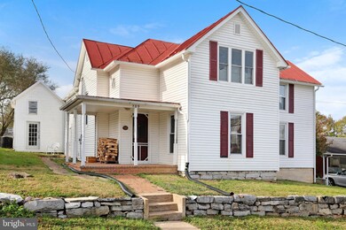 509 Piccadilly St, Edinburg, VA 22824 - photo 3