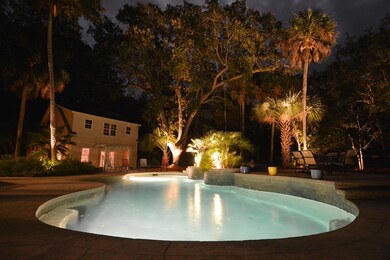 286_forest_trail_pool_01_MLS