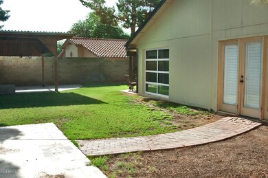 4570 E McNeil 08
