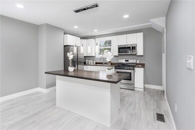 Beautiful Modern Kitchen