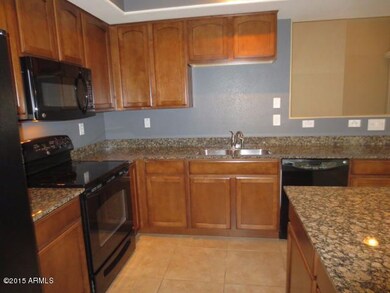 c Kitchen 3