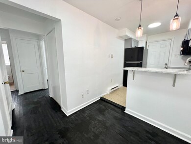 307 W Elkinton Ave unit 1, Chester, PA 19013 - photo 2
