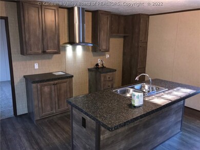 651 Midway Rd, Alum Creek, WV 25003 - photo 4